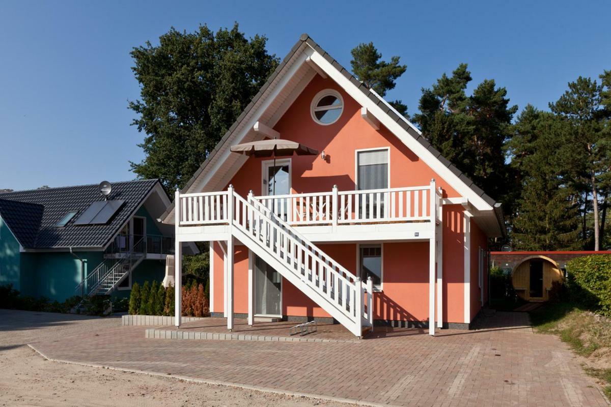 Röbel Apartment Unter Den Kiefern מראה חיצוני תמונה