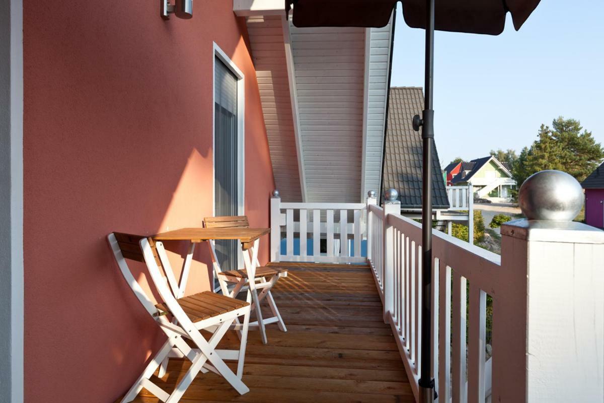 Röbel Apartment Unter Den Kiefern מראה חיצוני תמונה