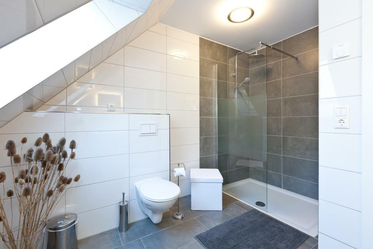Röbel Apartment Unter Den Kiefern מראה חיצוני תמונה